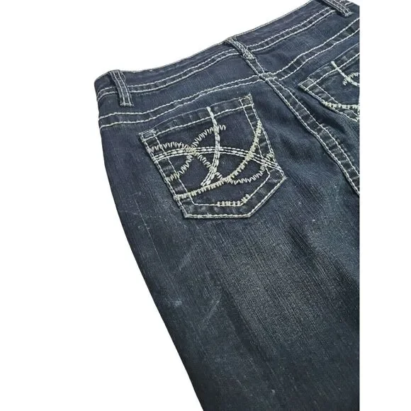 Maurices Skirt Size 5/6 Womens Dark Wash Solid Blue Distressed Midi Denim - Picture 3 of 4